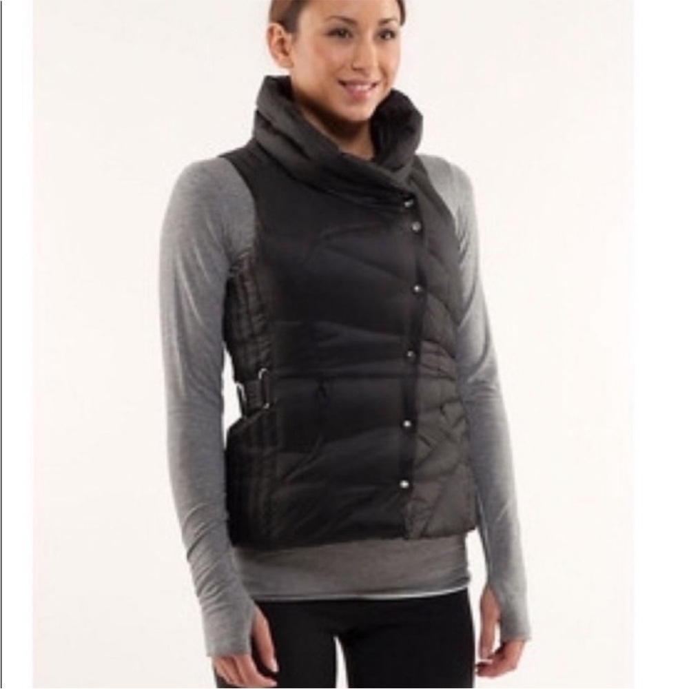 Lululemon Get Down Reversible Quilted Insulated Puffer Vest Size 6
